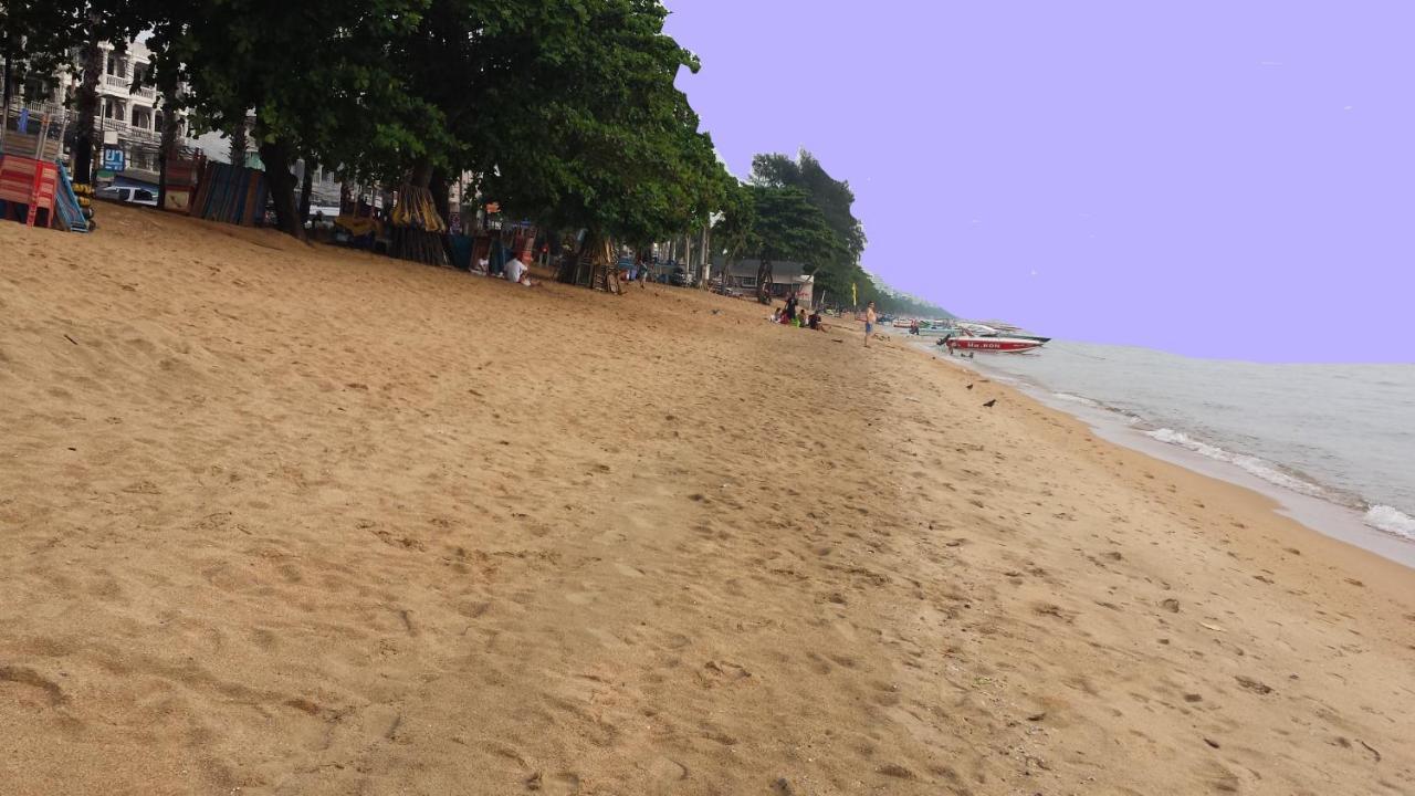 Villa Germania Pattaya Eksteriør billede