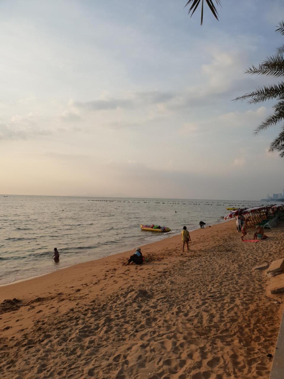 Villa Germania Pattaya Eksteriør billede