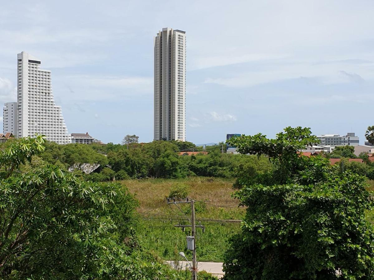 Villa Germania Pattaya Eksteriør billede